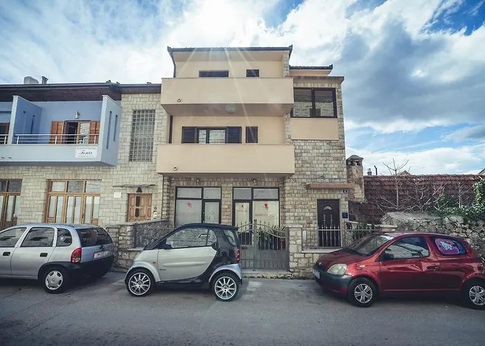 Ivica Apartments